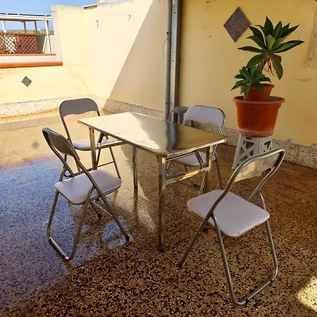 Wolf House Apartment *
