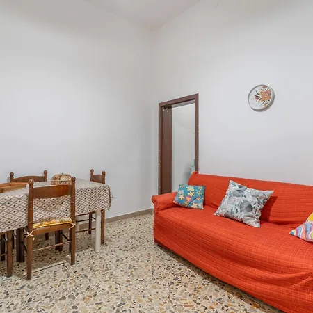 Wolf House Apartment Noto